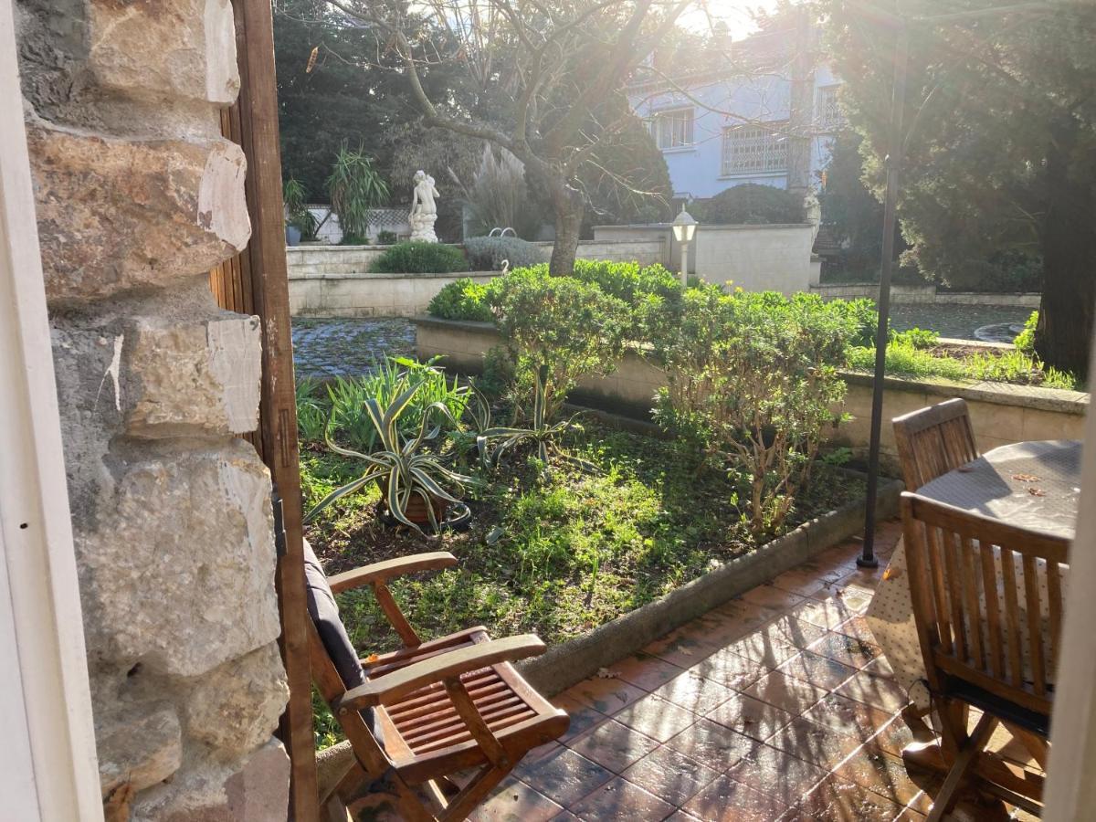Gite Encore Un Soir Hyeres Luaran gambar