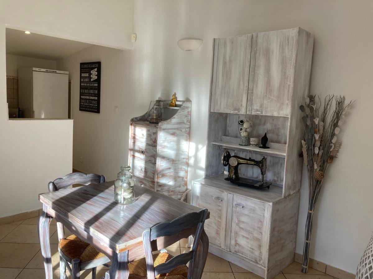 Gite Encore Un Soir Hyeres Luaran gambar