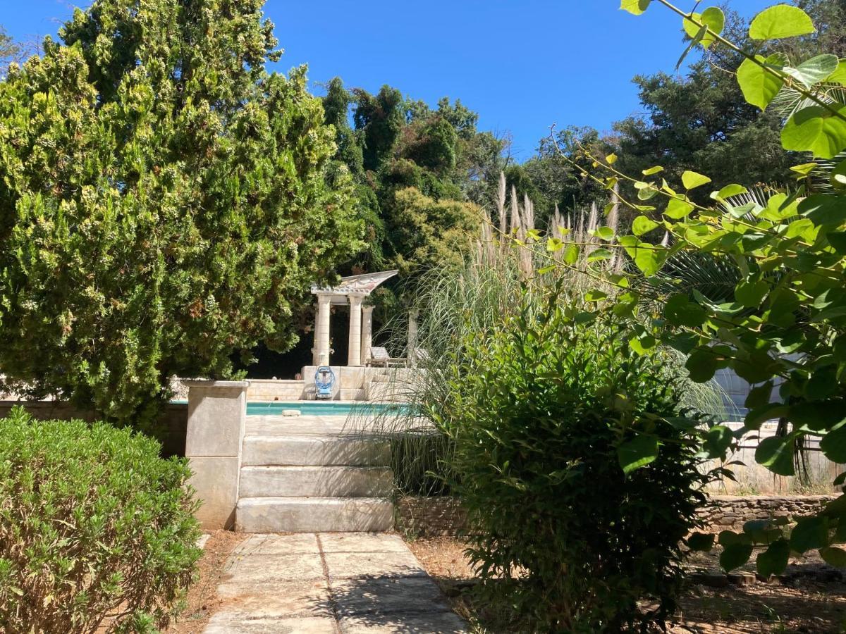 Gite Encore Un Soir Hyeres Luaran gambar